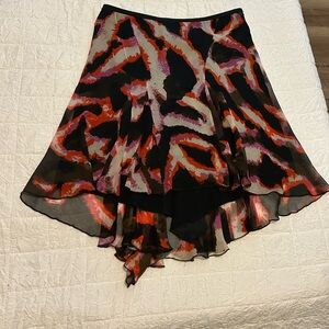 Diane Von Furstenberg 100% silk lined skirt Black & Red High-Low Skirt rare VTG